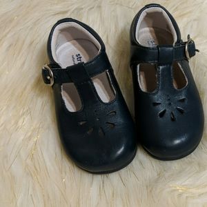 Little girl's  stride rite shoes